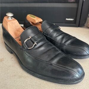 Salvatore Ferragamo Black Leather Men’s Loafers with Buckle Accent - Size 9
